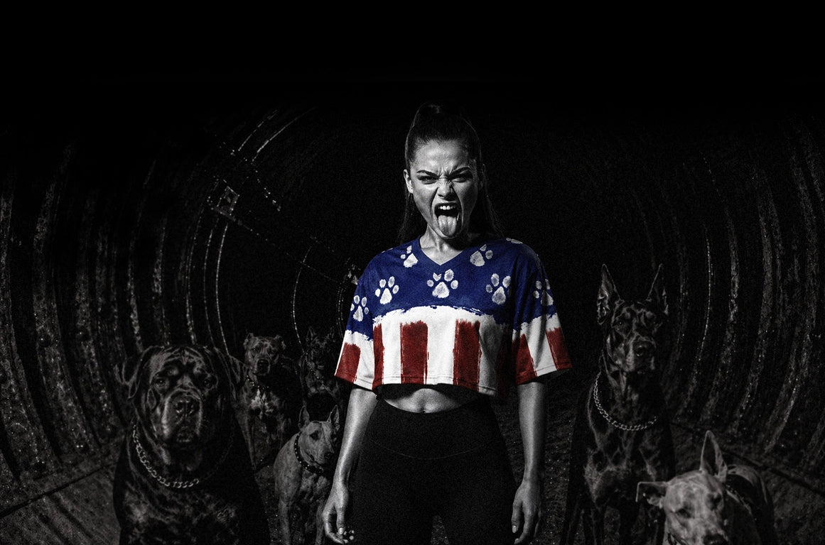 JULIUS-K9 Fashion – USA Paw Crop-Top, női divat kutyásoknak

